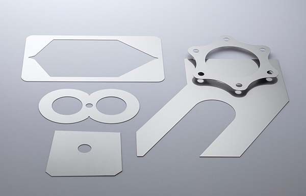 Beispiel von Zwischenlagen der Firma peel-plate in verschiedenen Formen und Größen